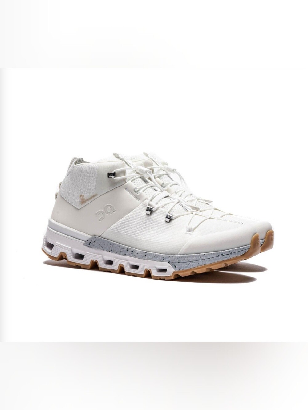 ON Running Cloudtrax Undyed